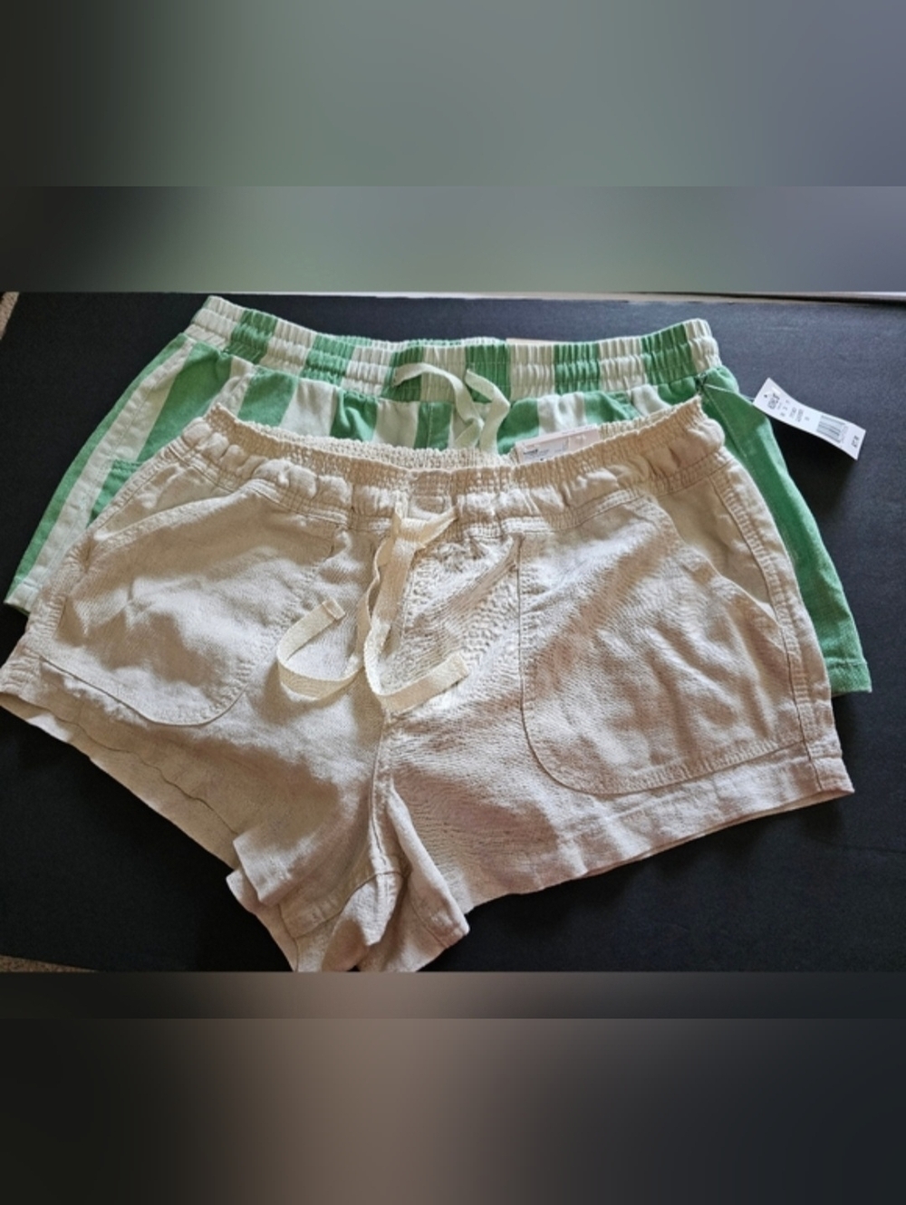 2pr Green and White Striped Women's Shorts Also A Cream Color Pr Of Shorts